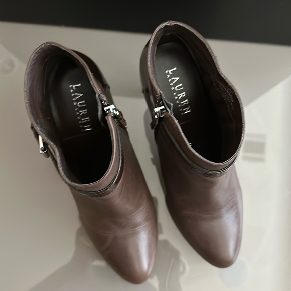 Ralph Lauren Women Halyn Bootie Brown Size 8M - Picture 3 of 5